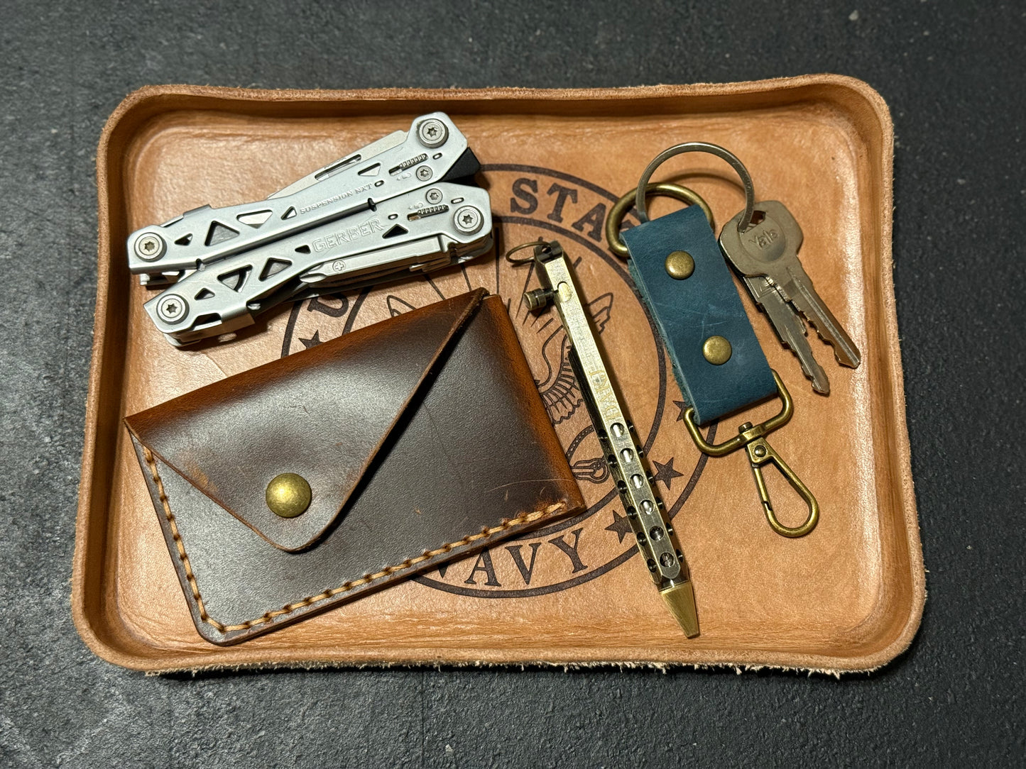 Engraved Wet-Molded Valet Tray