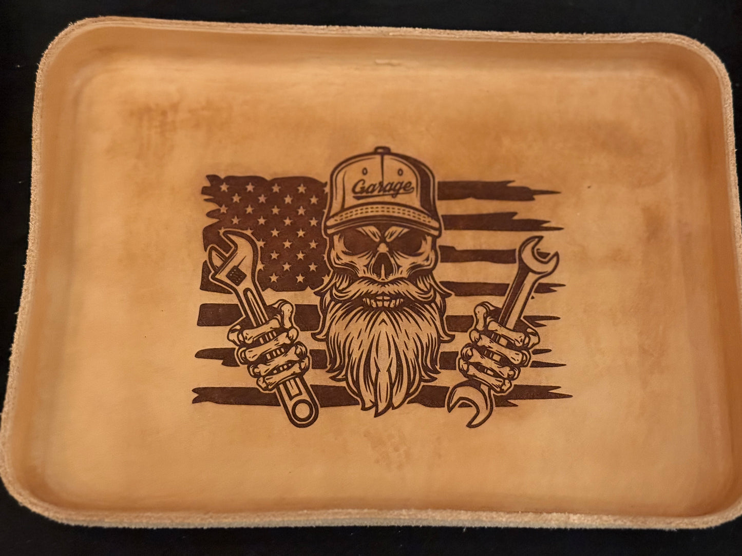 Engraved Wet-Molded Valet Tray