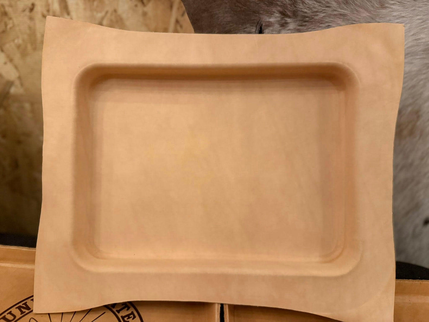 Engraved Wet-Molded Valet Tray